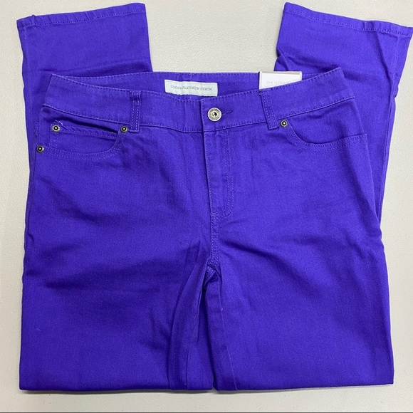 Chico's Platinum Denim Wide Cuff Crop Capri Purple - Picture 3 of 8